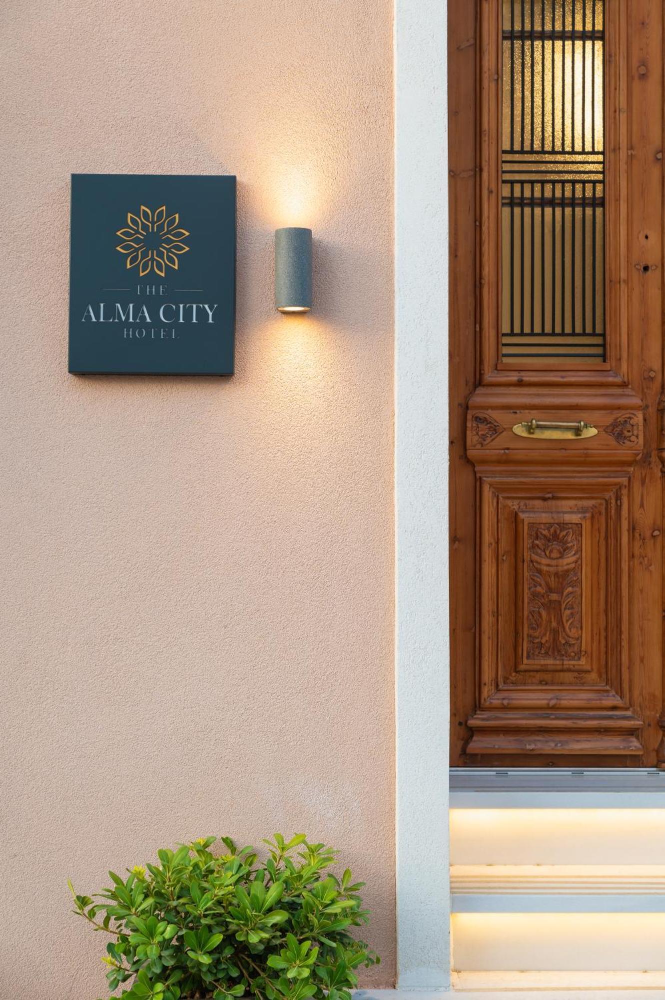 The Alma City Hotel La Canée Extérieur photo